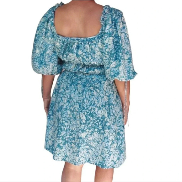 House of Harlow 1960 - Picture 8 of 15